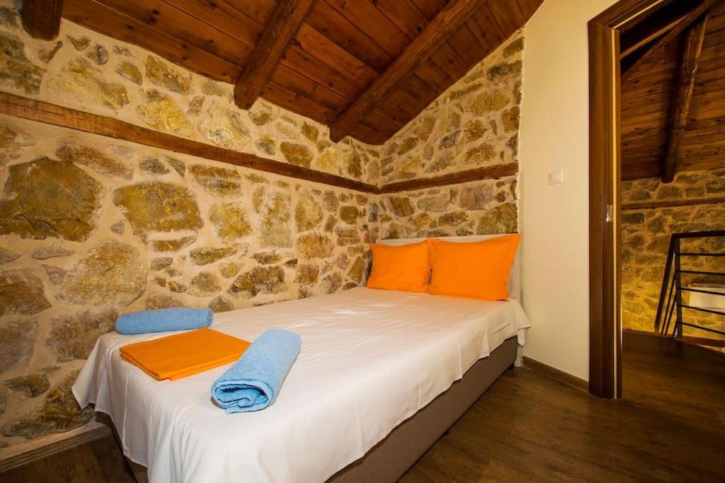 Villa Petrini Spiti Pyrgadikia Exterior foto