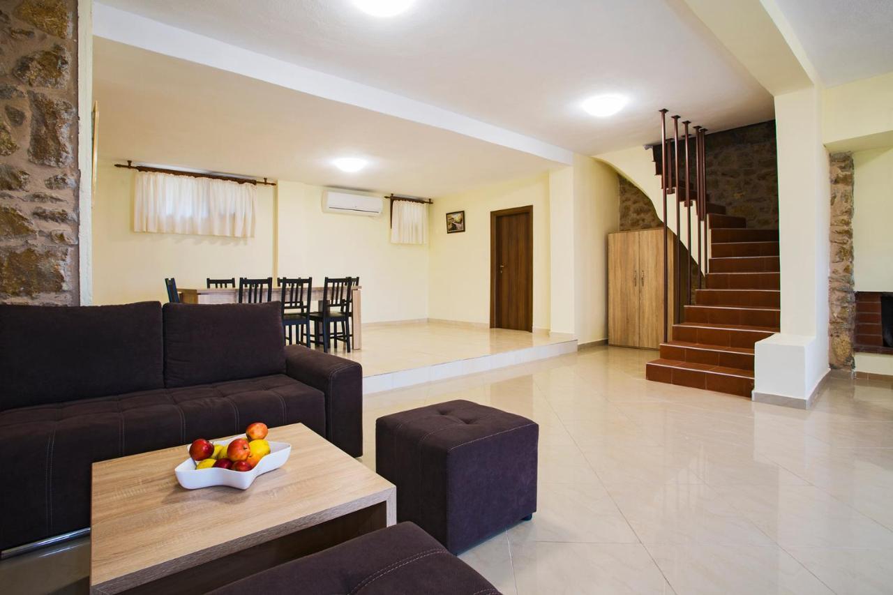 Villa Petrini Spiti Pyrgadikia Exterior foto